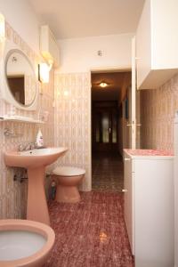 Apartments with a parking space Icici, Opatija - 7822