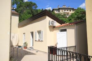 Apartments with a parking space Opatija - 7891