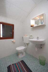 Rooms with a parking space Veli Brgud, Opatija - 7840