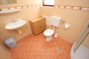 Apartments with a parking space Mali Losinj (Losinj) - 7944