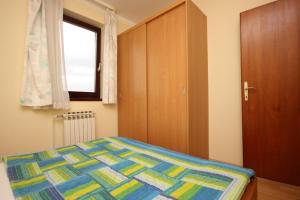 Apartments with a parking space Mali Losinj (Losinj) - 7939