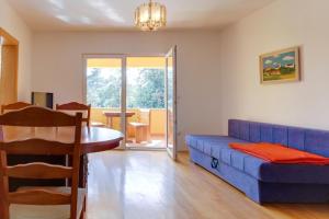 One-Bedroom Apartment with Terrace room in Apartments by the sea Artatore Losinj - 8022