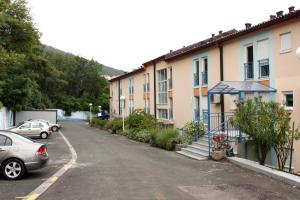 Apartments with a parking space Icici, Opatija - 7859 
