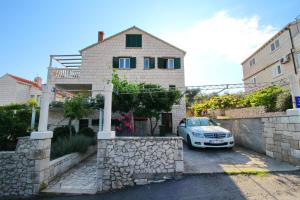 Apartments by the sea Lumbarda, Korcula - 9183