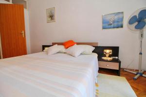 Apartments by the sea Lumbarda, Korcula - 9183