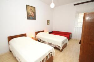 Holiday house with a parking space Zrnovo, Korcula - 9213