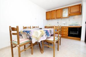Apartments by the sea Kneza, Korcula - 9185