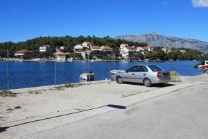 Seaside apartments with a swimming pool Lumbarda, Korcula - 9303