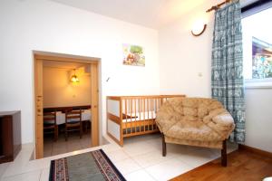 Apartments with parking spaces Zrnovska Banja, Korcula - 9226