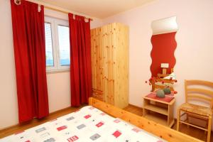 Apartments by the sea Lumbarda, Korcula - 9260
