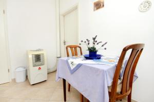 Apartments by the sea Zavalatica, Korcula - 9280