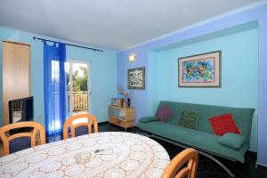 Apartments by the sea Prizba, Korcula - 9180