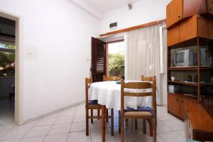 Apartments by the sea Brna, Korcula - 9275