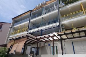 Apartments with a parking space Icici, Opatija - 7860