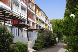 Apartments with a parking space Icici, Opatija - 7860 