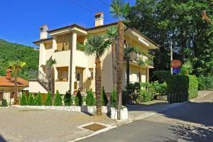 Apartments with a parking space Opric, Opatija - 7728 - 伊卡