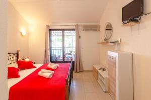 Apartments by the sea Brna, Korcula - 9162