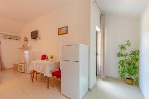 Apartments by the sea Brna, Korcula - 9162