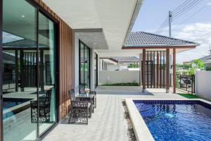 2 Bed Contemporary Pool Villa