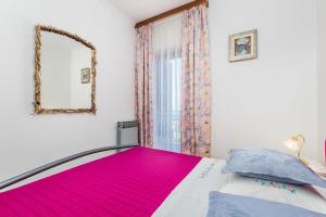 Apartments with a parking space Kraj, Opatija - 7724
