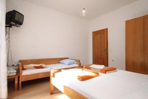 Apartments by the sea Icici, Opatija - 7745