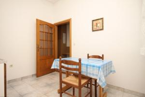 Apartments by the sea Icici, Opatija - 7745