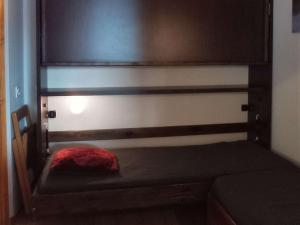 Charmant appartement rénové, 4 pers, 28m², accès direct pistes, balcon et équipements modernes - FR-1-545-37