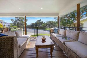 Little Beach Bungalow - at Bartletts