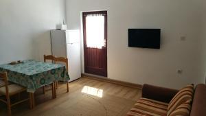 Apartments by the sea Zdrelac, Pasman - 8046