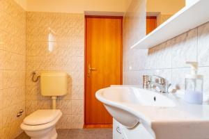 Apartments by the sea Kneza, Korcula - 9168