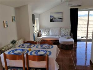 Apartments by the sea Lumbarda, Korcula - 9173