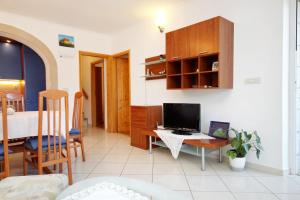 Apartments by the sea Cove Vrbovica bay - Vrbovica (Korcula) - 9225