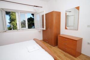 Apartments by the sea Lumbarda, Korcula - 9236