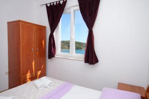 Apartments with parking space Lumbarda, Korcula - 9271