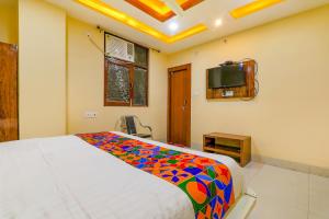 FabHotel Shree Galaxy