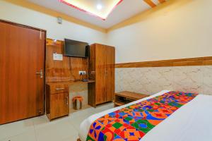 FabHotel Shree Galaxy