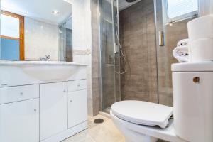 Apartamentos Moby Dick 16-G by WT