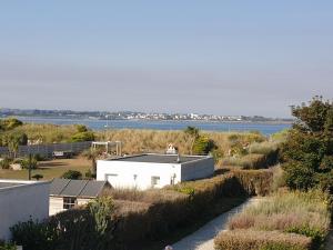 Maisons d'hotes Appartement 4 personnes vue mer a Santec au pied de la plage du Dossen : photos des chambres