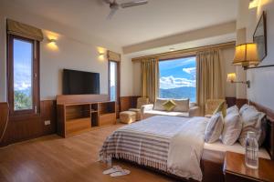 3 BHK Private Apartment in Shimla - Amazing view