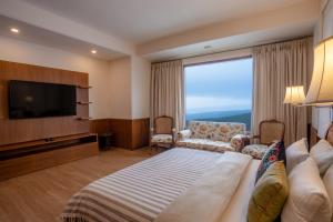 3 BHK Private Apartment in Shimla - Amazing view