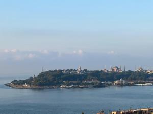 A Million Dollar View In the Heart of the City