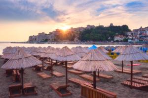 Apartments Marniković