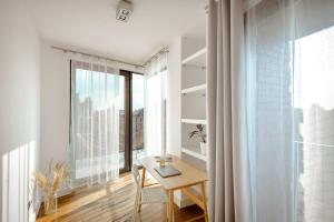 Spacious apartment close to Main Station Galeria Krakowska