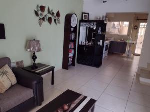 Casa nueva en Olivos 3, excelente ubicación