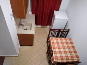 Araniti Apartment