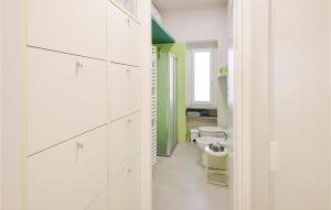 2 Bedroom Cozy Apartment In Rapallo