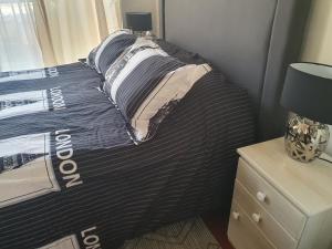 DEPTO 707 EXCELENTE UBICACION Metro Sta Lucia, Barrio Paris Londres CENTRO SANTIAGO