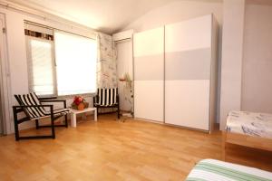 Apartments with a parking space Okrug Gornji, Ciovo - 9444