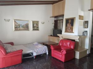 Seaside house with a swimming pool Cove Ljubljeva, Trogir - 9431