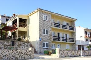 Apartment Pag 9388a